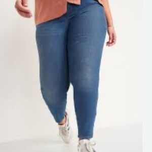 Old Navy super skinny Blue Denim Skinny Jeans size 18